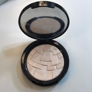 ABH Starlight Illuminator (Highlighter)